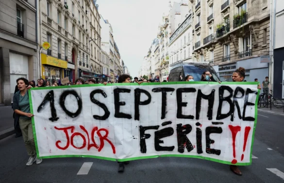 Block Everything What We Know About The Protest Movement That Is Paralysing France