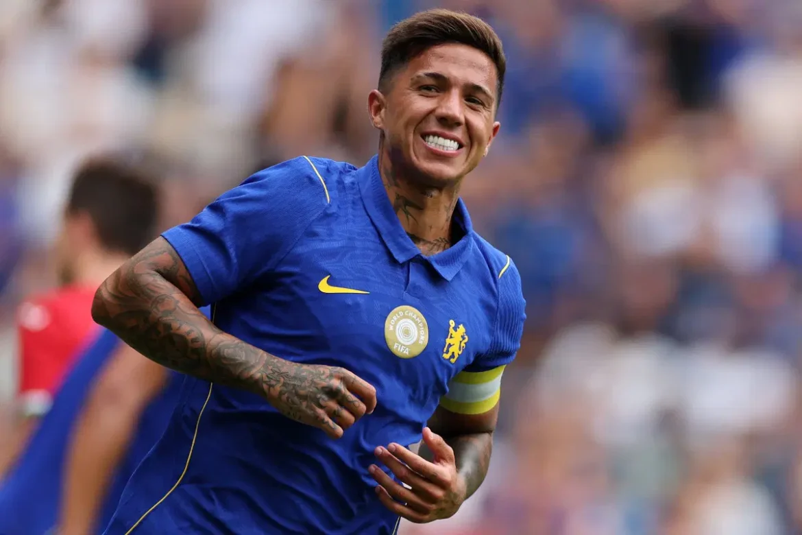 Man City Chase Fernandez Arsenal Eye Alvarez On Deadline Day